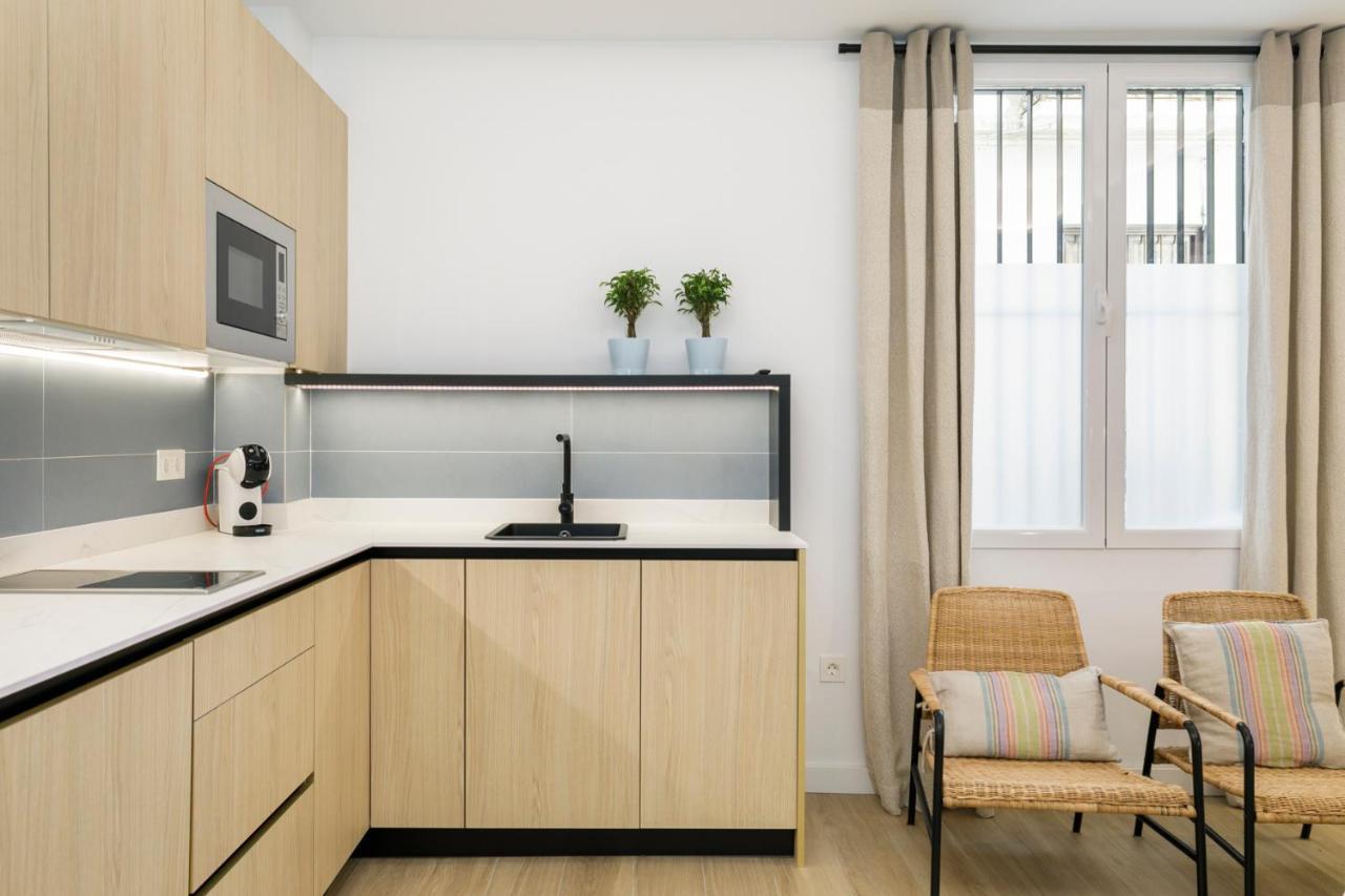 Hi Room - Smart Apartments - He 0 グラナダ エクステリア 写真