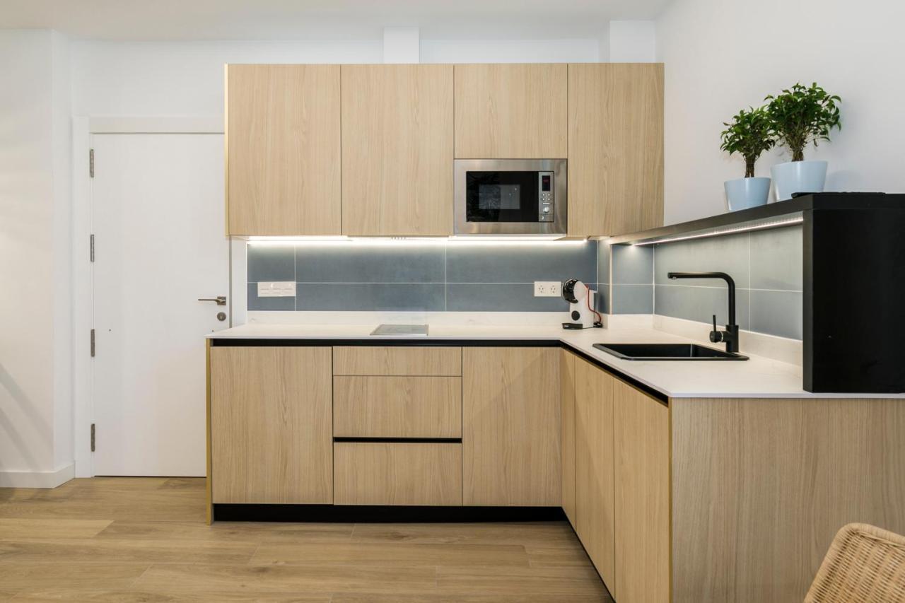 Hi Room - Smart Apartments - He 0 グラナダ エクステリア 写真