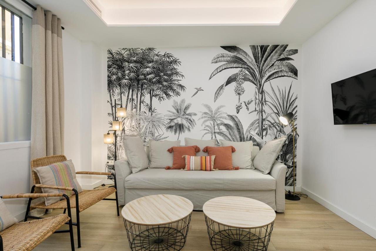 Hi Room - Smart Apartments - He 0 グラナダ エクステリア 写真