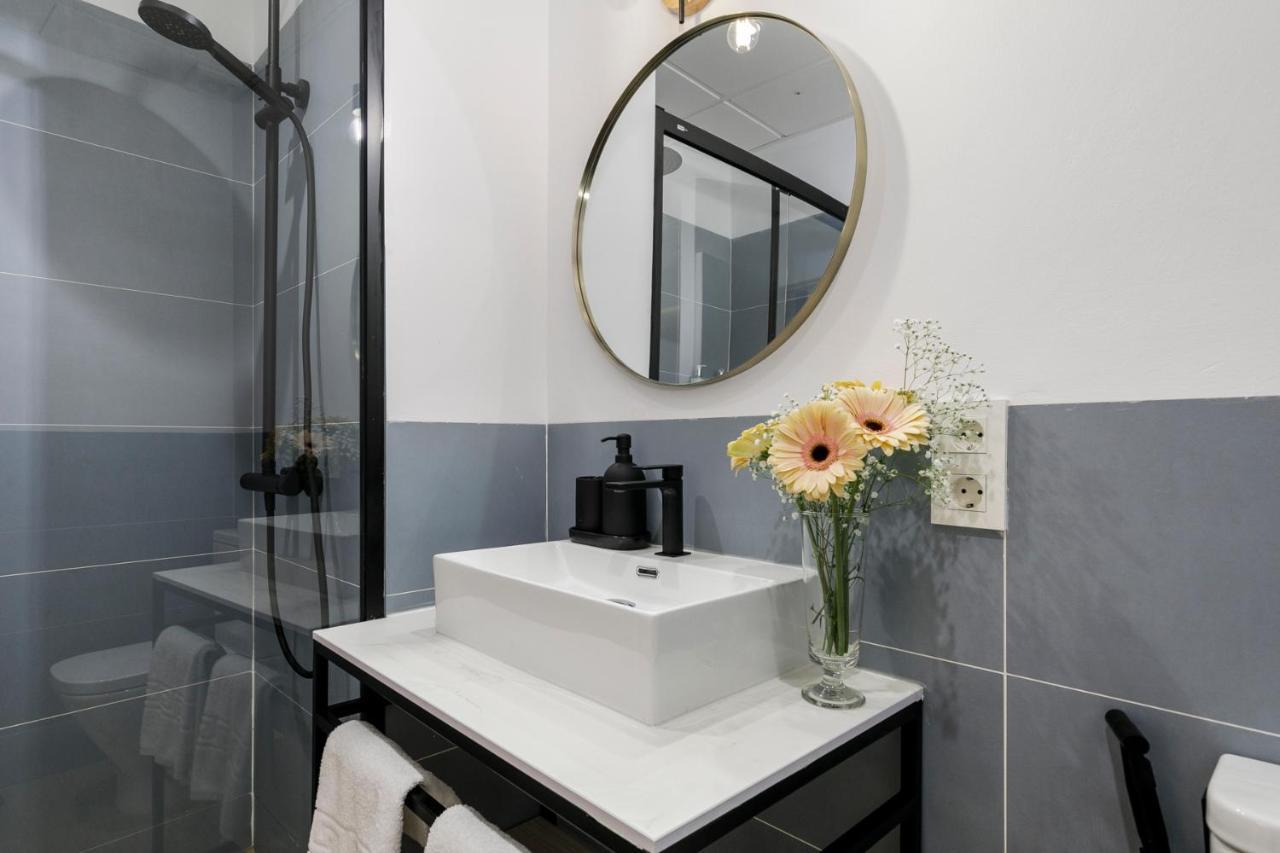 Hi Room - Smart Apartments - He 0 グラナダ エクステリア 写真